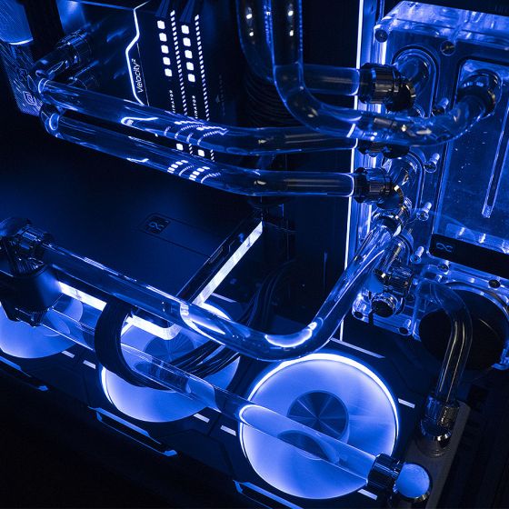 PC Watercooling Custom Phanteks NV7 I7 13700KF RTX 4090